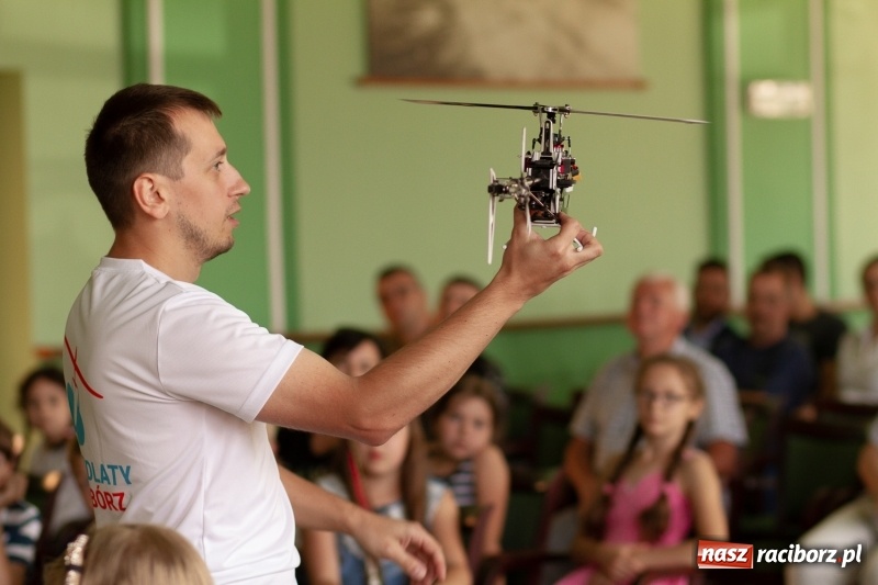 Zdjęcie w galerii na portalu naszraciborz.pl: Studenci raciborskiego Uniwersytetu Dziecięcego już na wakacjach  wiadomości z regionu