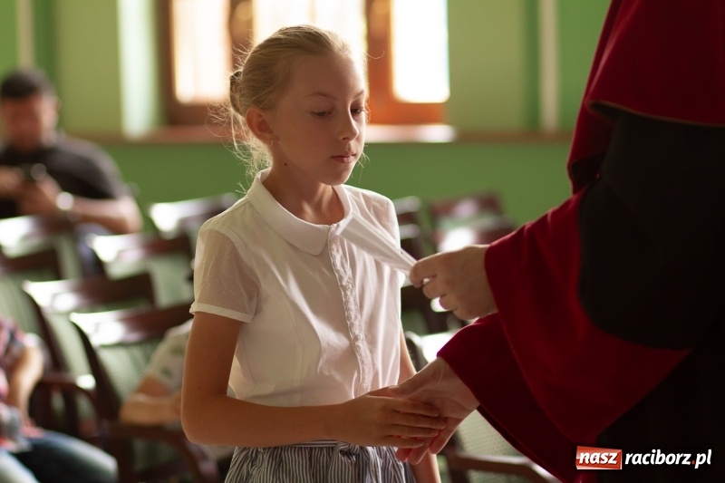 Zdjęcie w galerii na portalu naszraciborz.pl: Studenci raciborskiego Uniwersytetu Dziecięcego już na wakacjach  wiadomości z regionu