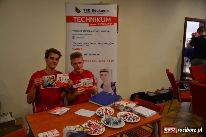 Zdjęcie w galerii na portalu naszraciborz.pl: Raciborski Festiwal Gamingowy na zamku przyciągnął tłumy  wiadomości z regionu