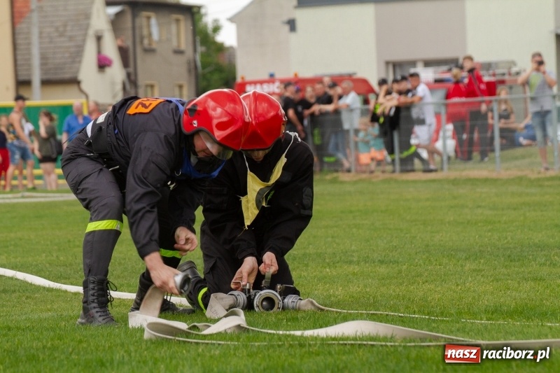 Zdjęcie w galerii na portalu naszraciborz.pl: Miejskie zawodowy sportowo-pożarnicze. Dwa złota dla Sudoła i puchar prezydenta wiadomości z regionu