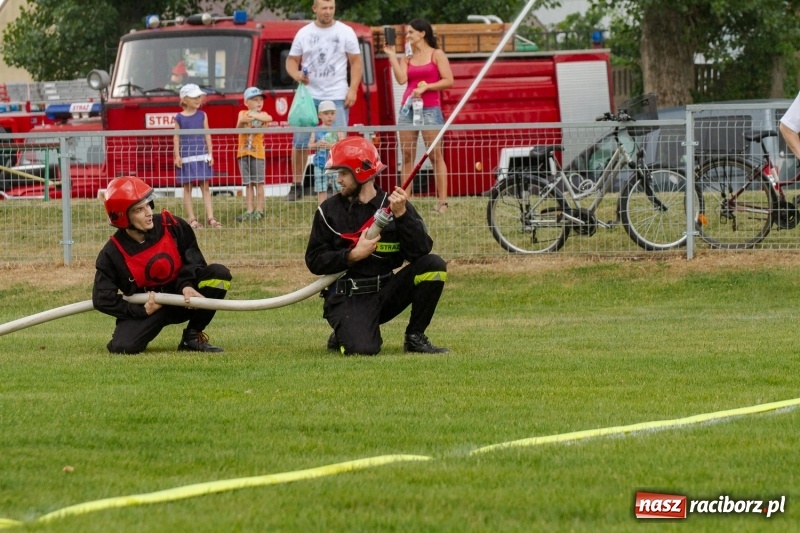 Zdjęcie w galerii na portalu naszraciborz.pl: Miejskie zawodowy sportowo-pożarnicze. Dwa złota dla Sudoła i puchar prezydenta wiadomości z regionu