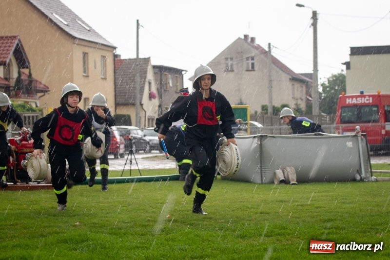 Zdjęcie w galerii na portalu naszraciborz.pl: Miejskie zawodowy sportowo-pożarnicze. Dwa złota dla Sudoła i puchar prezydenta wiadomości z regionu