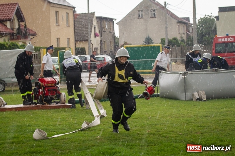 Zdjęcie w galerii na portalu naszraciborz.pl: Miejskie zawodowy sportowo-pożarnicze. Dwa złota dla Sudoła i puchar prezydenta wiadomości z regionu