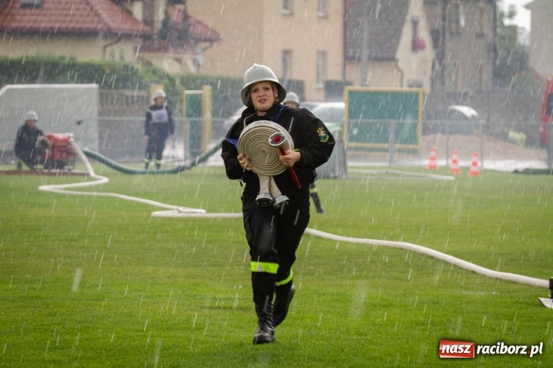 Zdjęcie w galerii na portalu naszraciborz.pl: Miejskie zawodowy sportowo-pożarnicze. Dwa złota dla Sudoła i puchar prezydenta wiadomości z regionu
