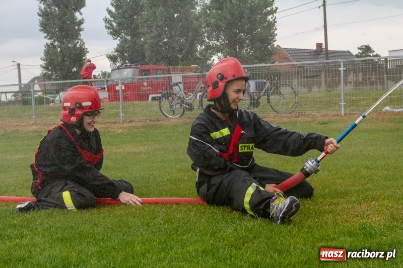 Zdjęcie w galerii na portalu naszraciborz.pl: Miejskie zawodowy sportowo-pożarnicze. Dwa złota dla Sudoła i puchar prezydenta wiadomości z regionu