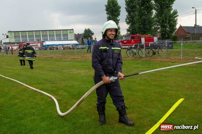 Zdjęcie w galerii na portalu naszraciborz.pl: Miejskie zawodowy sportowo-pożarnicze. Dwa złota dla Sudoła i puchar prezydenta wiadomości z regionu