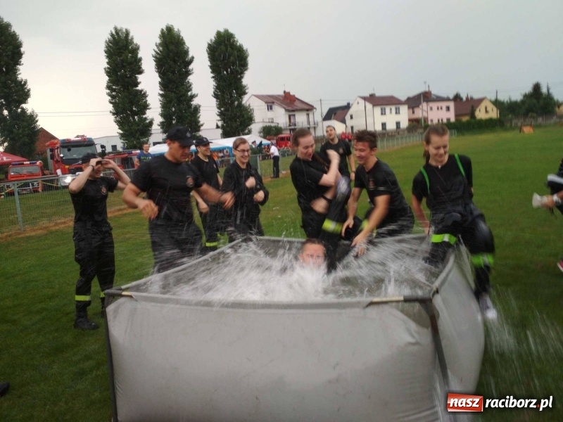 Zdjęcie w galerii na portalu naszraciborz.pl: Miejskie zawodowy sportowo-pożarnicze. Dwa złota dla Sudoła i puchar prezydenta wiadomości z regionu