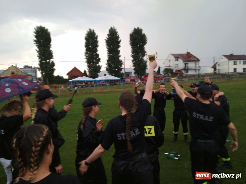 Zdjęcie w galerii na portalu naszraciborz.pl: Miejskie zawodowy sportowo-pożarnicze. Dwa złota dla Sudoła i puchar prezydenta wiadomości z regionu