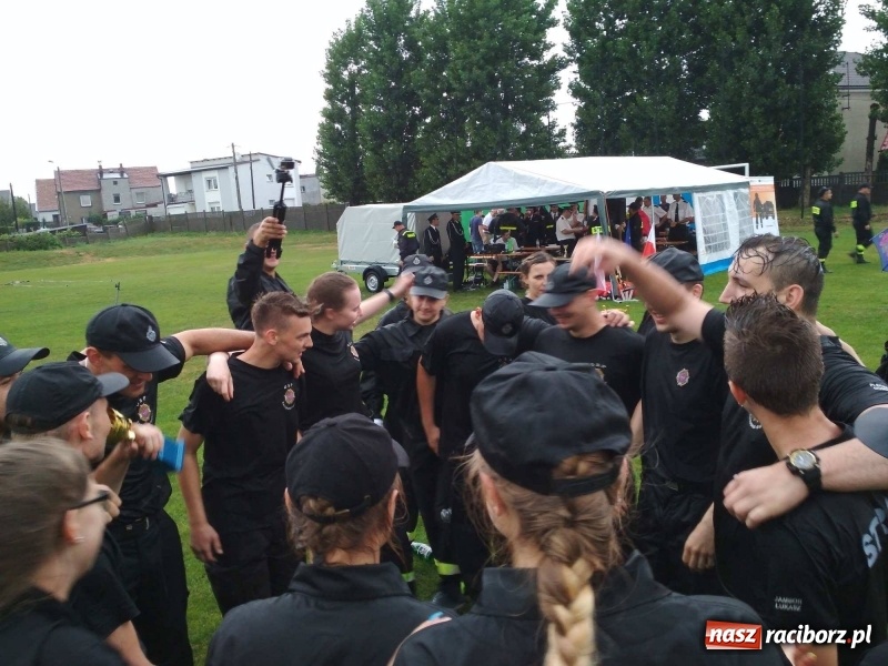 Zdjęcie w galerii na portalu naszraciborz.pl: Miejskie zawodowy sportowo-pożarnicze. Dwa złota dla Sudoła i puchar prezydenta wiadomości z regionu