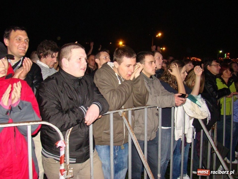 Zdjęcie w galerii na portalu naszraciborz.pl: Fenomenalny koncert Pawła Kukiza wiadomości z regionu