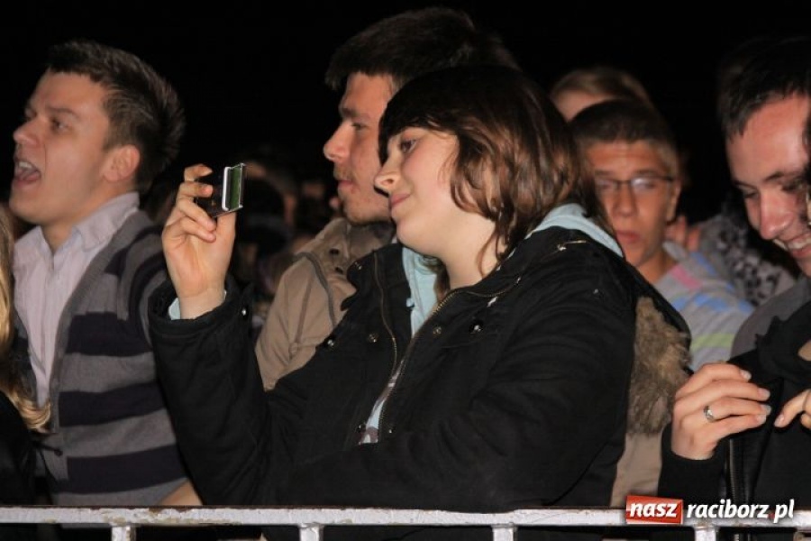 Zdjęcie w galerii na portalu naszraciborz.pl: Fenomenalny koncert Pawła Kukiza wiadomości z regionu
