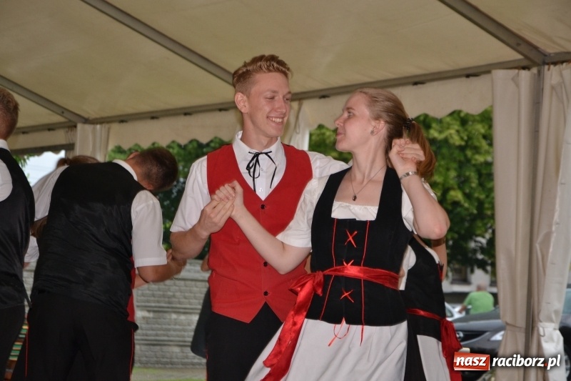 Zdjęcie w galerii na portalu naszraciborz.pl: Tworkowskie spotkanie z folklorem  wiadomości z regionu