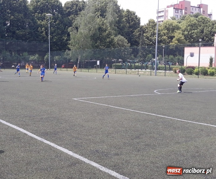 Zdjęcie w galerii na portalu naszraciborz.pl: Unia Racibórz najlepsza w Lidze Orlików Podokręgu Rybnik wiadomości z regionu