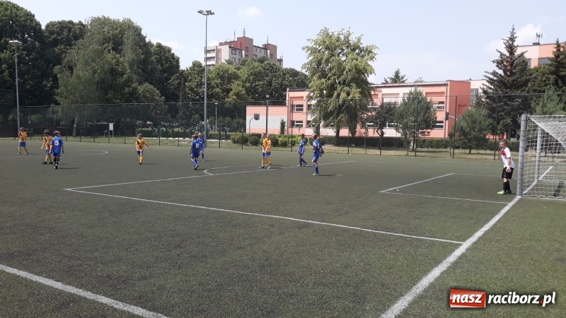 Zdjęcie w galerii na portalu naszraciborz.pl: Unia Racibórz najlepsza w Lidze Orlików Podokręgu Rybnik wiadomości z regionu