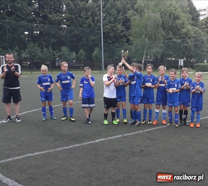 Zdjęcie w galerii na portalu naszraciborz.pl: Unia Racibórz najlepsza w Lidze Orlików Podokręgu Rybnik wiadomości z regionu