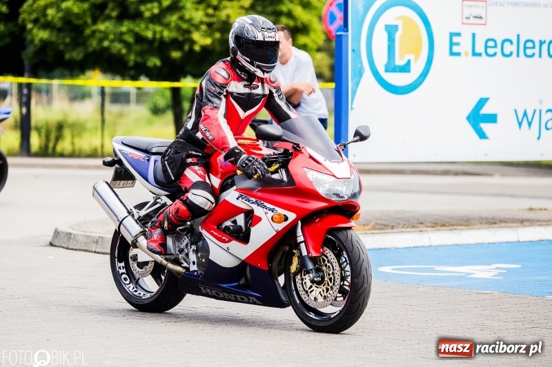 Zdjęcie w galerii na portalu naszraciborz.pl: Moc atrakcji na festynie motocyklowym wiadomości z regionu