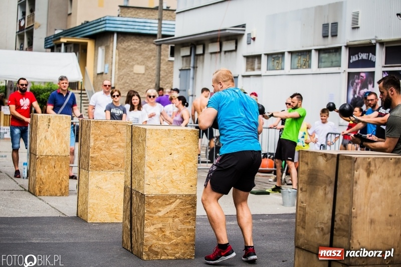 Zdjęcie w galerii na portalu naszraciborz.pl: Wyciskali ostatnie poty. Cross Games Racibórz 2018 wiadomości z regionu