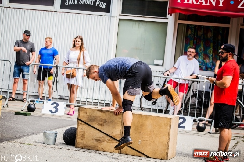 Zdjęcie w galerii na portalu naszraciborz.pl: Wyciskali ostatnie poty. Cross Games Racibórz 2018 wiadomości z regionu