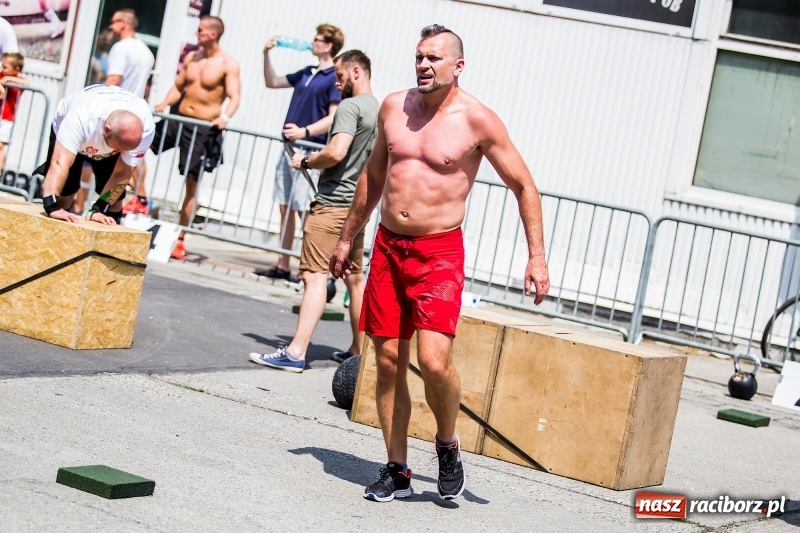 Zdjęcie w galerii na portalu naszraciborz.pl: Wyciskali ostatnie poty. Cross Games Racibórz 2018 wiadomości z regionu