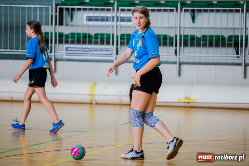Zdjęcie w galerii na portalu naszraciborz.pl: Piłkarki ręczne UKS Pietrowice Wielkie brązowymi medalistkami mistrzostw Śląska  wiadomości z regionu