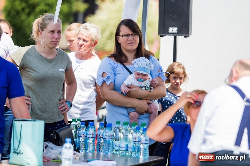 Zdjęcie w galerii na portalu naszraciborz.pl: Upał cyklistom niestraszny. W Cyprzanowie pojechali na orientację FOTO i WIDEO wiadomości z regionu