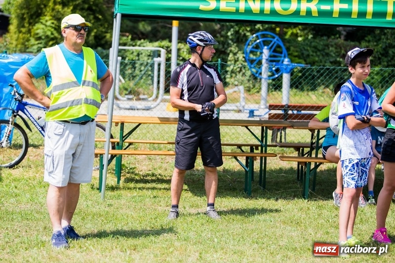 Zdjęcie w galerii na portalu naszraciborz.pl: Upał cyklistom niestraszny. W Cyprzanowie pojechali na orientację FOTO i WIDEO wiadomości z regionu