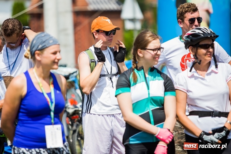 Zdjęcie w galerii na portalu naszraciborz.pl: Upał cyklistom niestraszny. W Cyprzanowie pojechali na orientację FOTO i WIDEO wiadomości z regionu