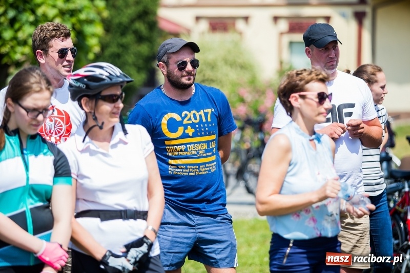 Zdjęcie w galerii na portalu naszraciborz.pl: Upał cyklistom niestraszny. W Cyprzanowie pojechali na orientację FOTO i WIDEO wiadomości z regionu