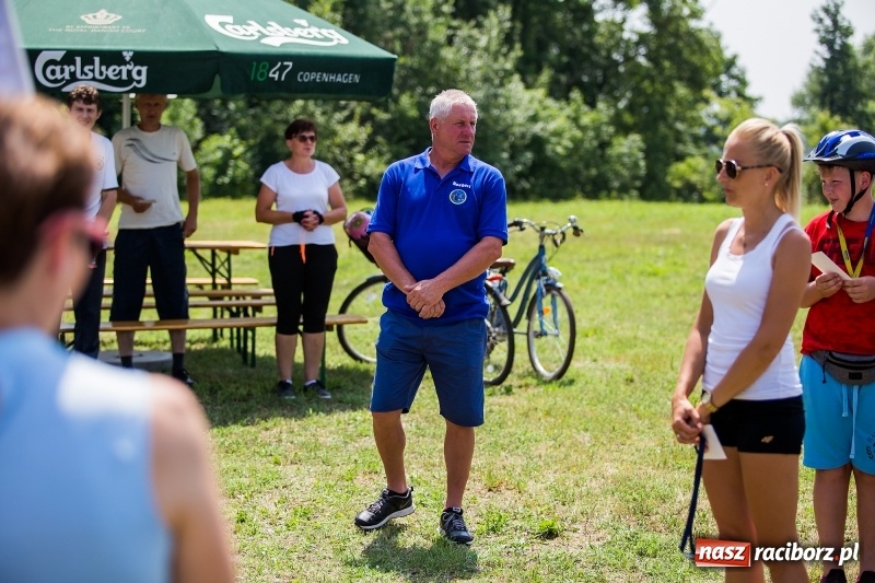 Zdjęcie w galerii na portalu naszraciborz.pl: Upał cyklistom niestraszny. W Cyprzanowie pojechali na orientację FOTO i WIDEO wiadomości z regionu