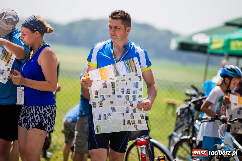 Zdjęcie w galerii na portalu naszraciborz.pl: Upał cyklistom niestraszny. W Cyprzanowie pojechali na orientację FOTO i WIDEO wiadomości z regionu