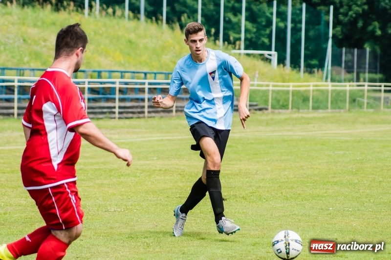 Zdjęcie w galerii na portalu naszraciborz.pl: Bez niespodzianki przy Łąkowej. Juniorzy Górek Śląskich z mistrzostwem wiadomości z regionu