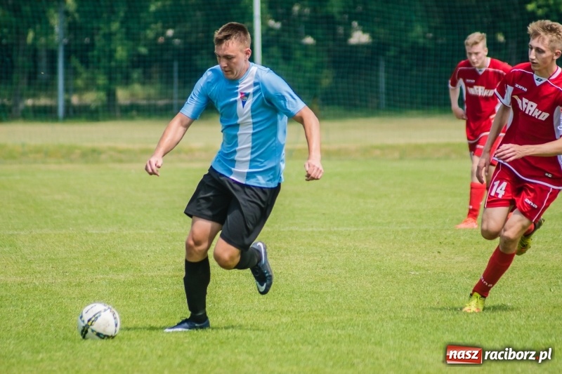 Zdjęcie w galerii na portalu naszraciborz.pl: Bez niespodzianki przy Łąkowej. Juniorzy Górek Śląskich z mistrzostwem wiadomości z regionu