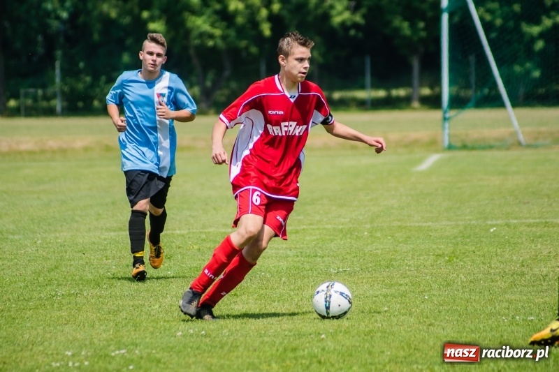 Zdjęcie w galerii na portalu naszraciborz.pl: Bez niespodzianki przy Łąkowej. Juniorzy Górek Śląskich z mistrzostwem wiadomości z regionu