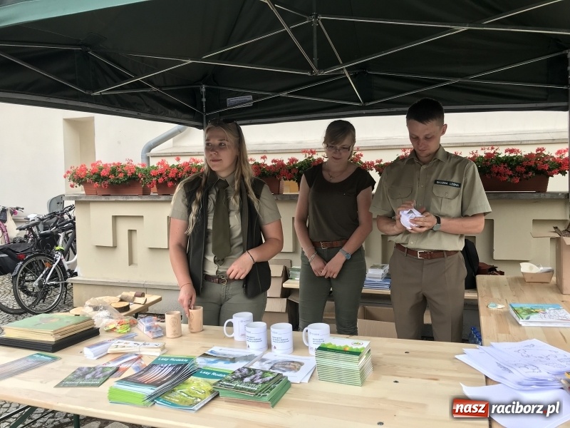 Zdjęcie w galerii na portalu naszraciborz.pl: I Święto Powiatu Raciborskiego na zamku  wiadomości z regionu