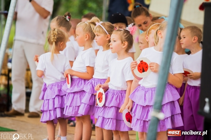 Zdjęcie w galerii na portalu naszraciborz.pl: Festyn rodzinny z Kopciuszkiem w Studziennej wiadomości z regionu