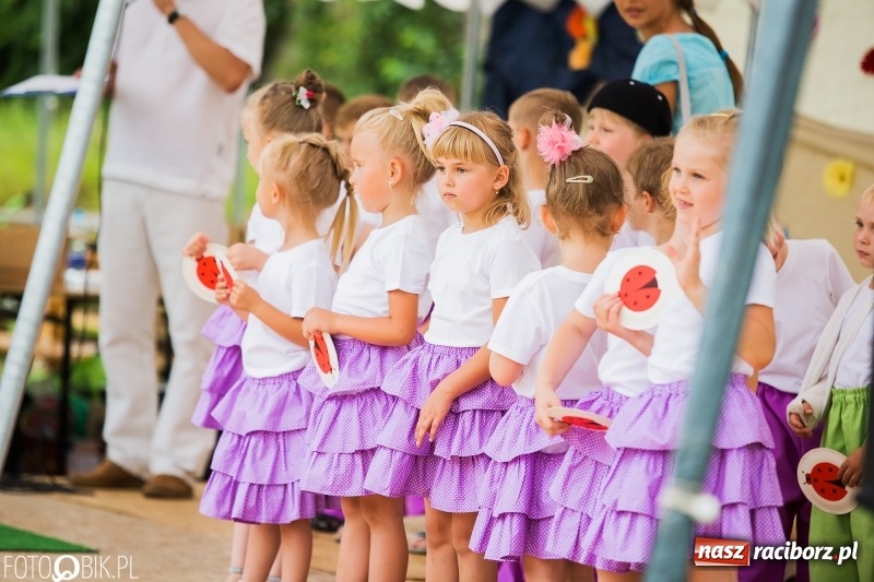 Zdjęcie w galerii na portalu naszraciborz.pl: Festyn rodzinny z Kopciuszkiem w Studziennej wiadomości z regionu