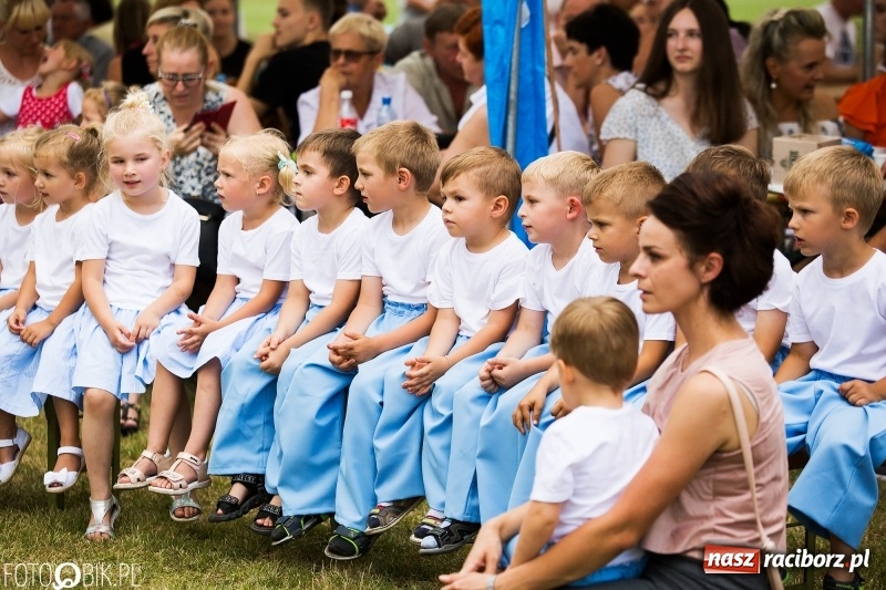 Zdjęcie w galerii na portalu naszraciborz.pl: Festyn rodzinny z Kopciuszkiem w Studziennej wiadomości z regionu