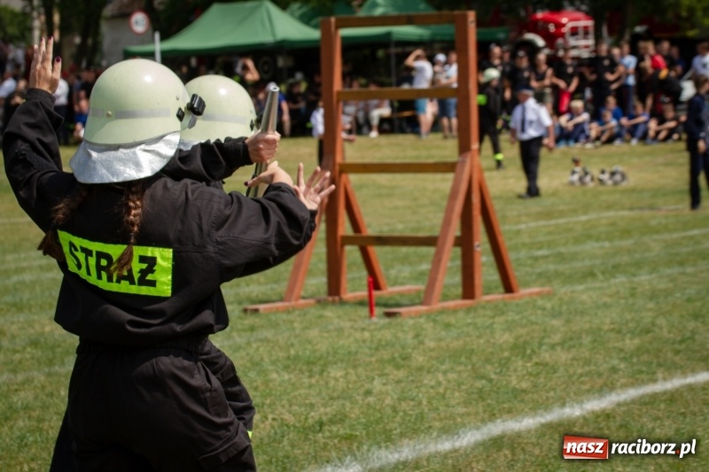 Zdjęcie w galerii na portalu naszraciborz.pl: Krzanowice zgarnęły wszystko. Gminne zawody sportowo-pożarnicze w Bojanowie wiadomości z regionu