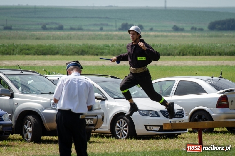 Zdjęcie w galerii na portalu naszraciborz.pl: Krzanowice zgarnęły wszystko. Gminne zawody sportowo-pożarnicze w Bojanowie wiadomości z regionu