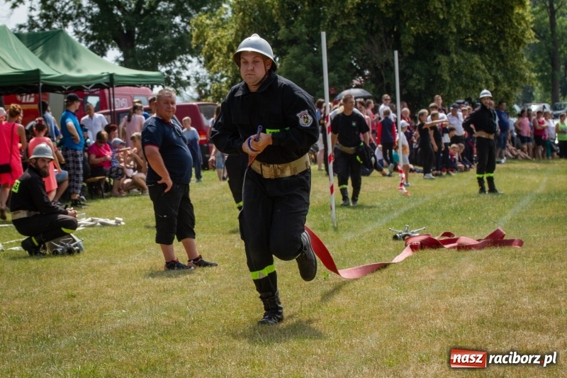 Zdjęcie w galerii na portalu naszraciborz.pl: Krzanowice zgarnęły wszystko. Gminne zawody sportowo-pożarnicze w Bojanowie wiadomości z regionu