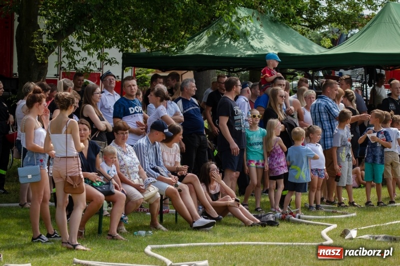 Zdjęcie w galerii na portalu naszraciborz.pl: Krzanowice zgarnęły wszystko. Gminne zawody sportowo-pożarnicze w Bojanowie wiadomości z regionu