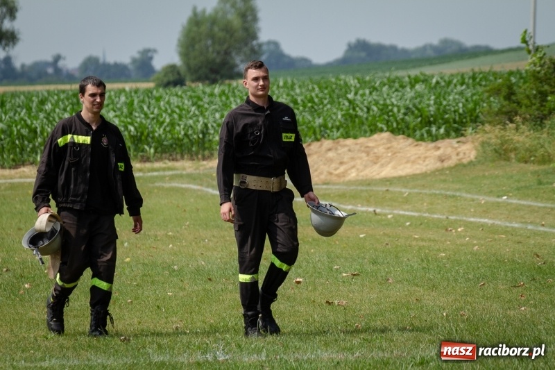 Zdjęcie w galerii na portalu naszraciborz.pl: Krzanowice zgarnęły wszystko. Gminne zawody sportowo-pożarnicze w Bojanowie wiadomości z regionu