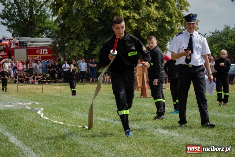 Zdjęcie w galerii na portalu naszraciborz.pl: Krzanowice zgarnęły wszystko. Gminne zawody sportowo-pożarnicze w Bojanowie wiadomości z regionu