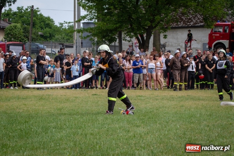 Zdjęcie w galerii na portalu naszraciborz.pl: Krzanowice zgarnęły wszystko. Gminne zawody sportowo-pożarnicze w Bojanowie wiadomości z regionu