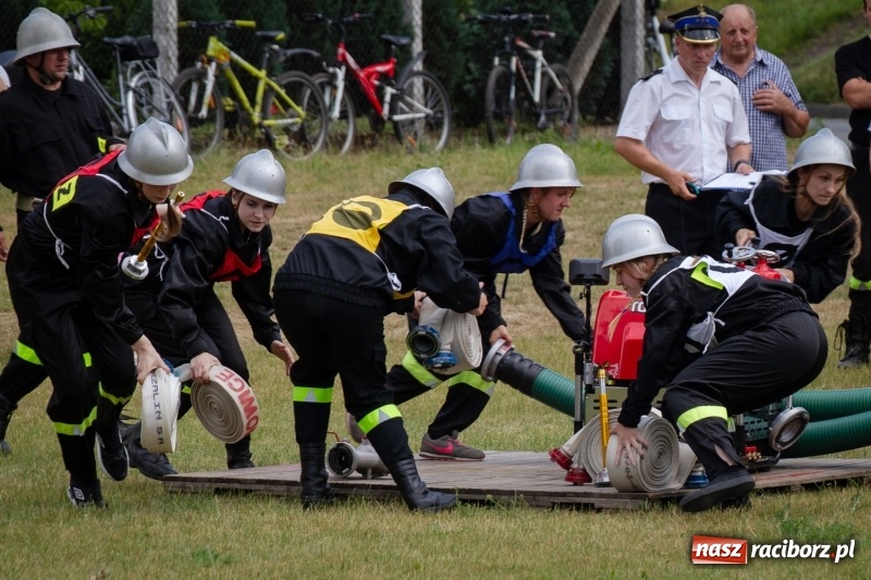 Zdjęcie w galerii na portalu naszraciborz.pl: Krzanowice zgarnęły wszystko. Gminne zawody sportowo-pożarnicze w Bojanowie wiadomości z regionu