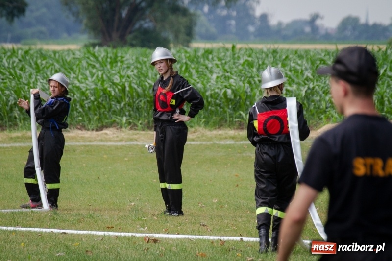 Zdjęcie w galerii na portalu naszraciborz.pl: Krzanowice zgarnęły wszystko. Gminne zawody sportowo-pożarnicze w Bojanowie wiadomości z regionu