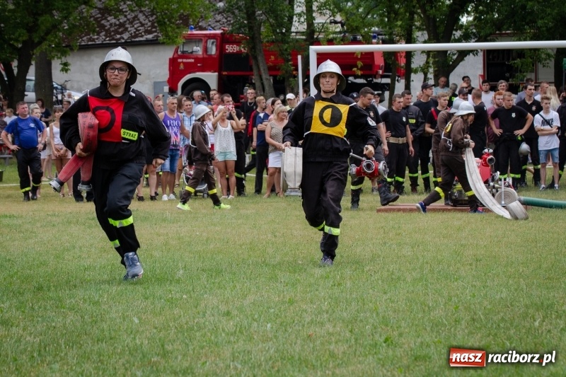 Zdjęcie w galerii na portalu naszraciborz.pl: Krzanowice zgarnęły wszystko. Gminne zawody sportowo-pożarnicze w Bojanowie wiadomości z regionu