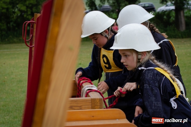 Zdjęcie w galerii na portalu naszraciborz.pl: Krzanowice zgarnęły wszystko. Gminne zawody sportowo-pożarnicze w Bojanowie wiadomości z regionu