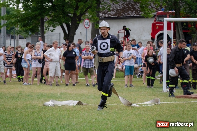 Zdjęcie w galerii na portalu naszraciborz.pl: Krzanowice zgarnęły wszystko. Gminne zawody sportowo-pożarnicze w Bojanowie wiadomości z regionu