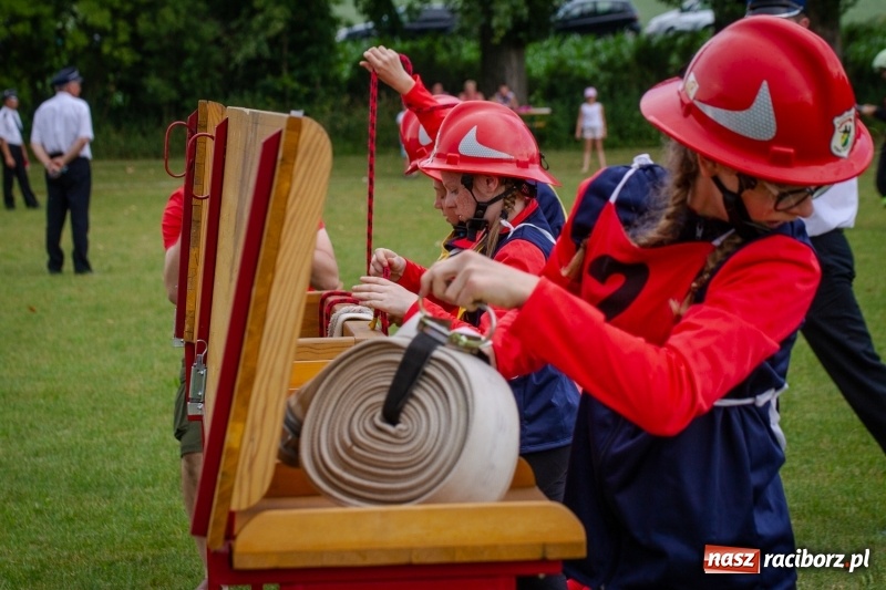 Zdjęcie w galerii na portalu naszraciborz.pl: Krzanowice zgarnęły wszystko. Gminne zawody sportowo-pożarnicze w Bojanowie wiadomości z regionu